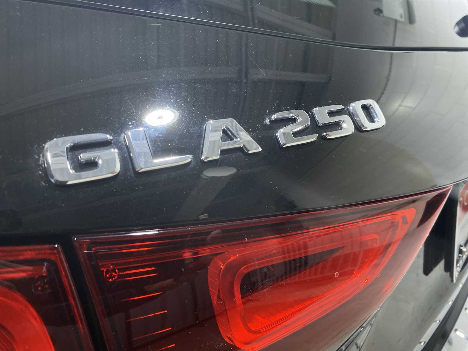 Thumbnail: 2022 Mercedes-Benz GLA - 7