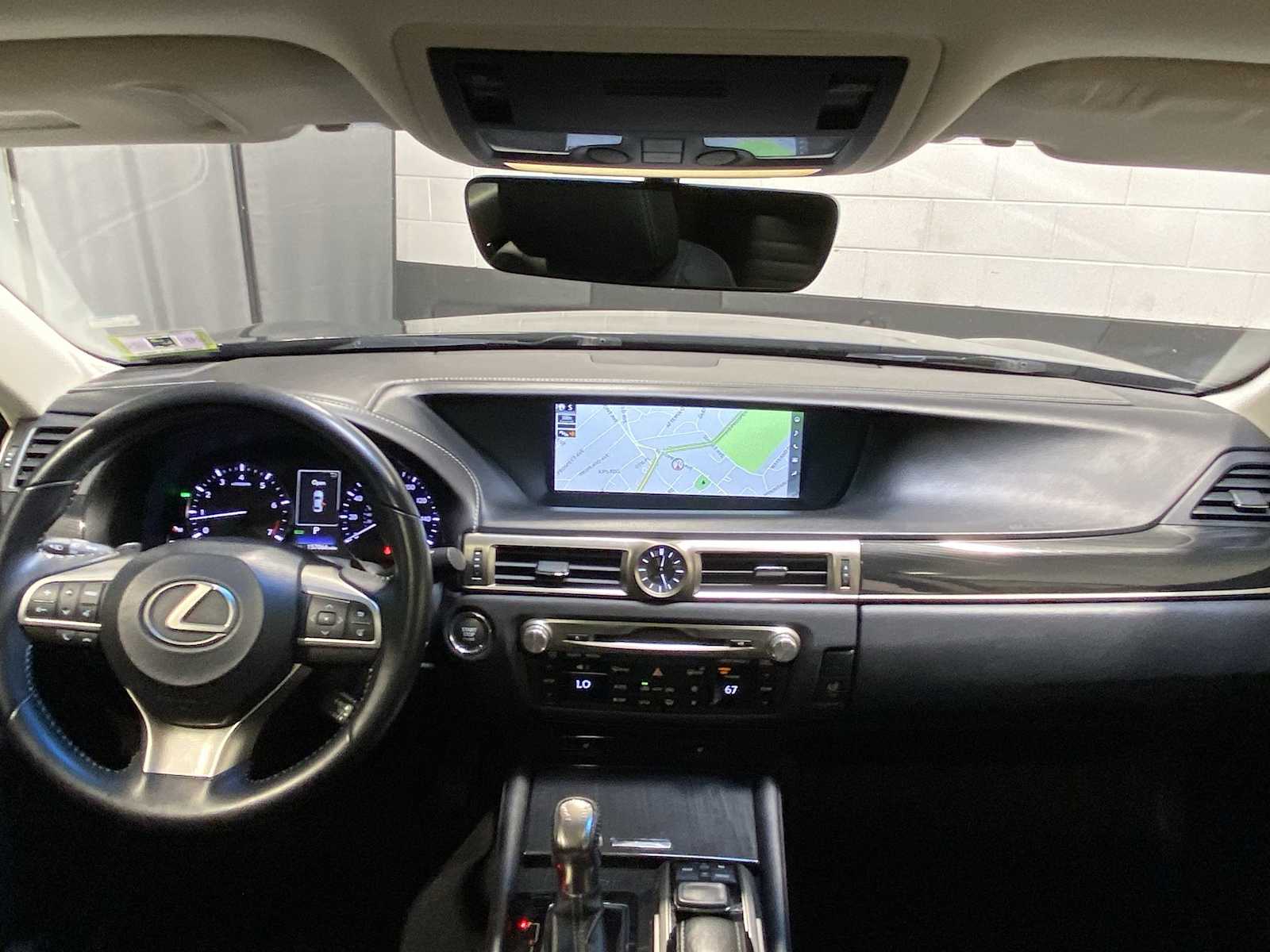 Thumbnail: 2016 Lexus GS - 10