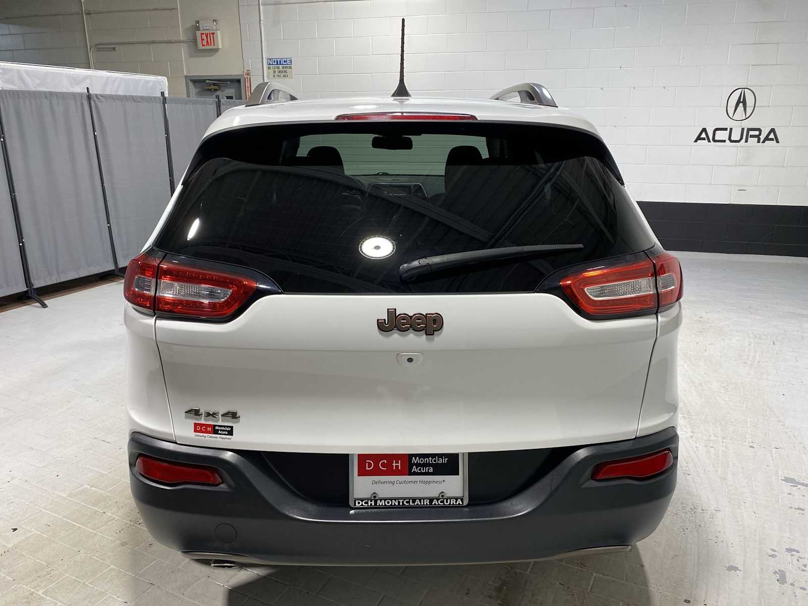 Thumbnail: 2016 Jeep Cherokee - 5