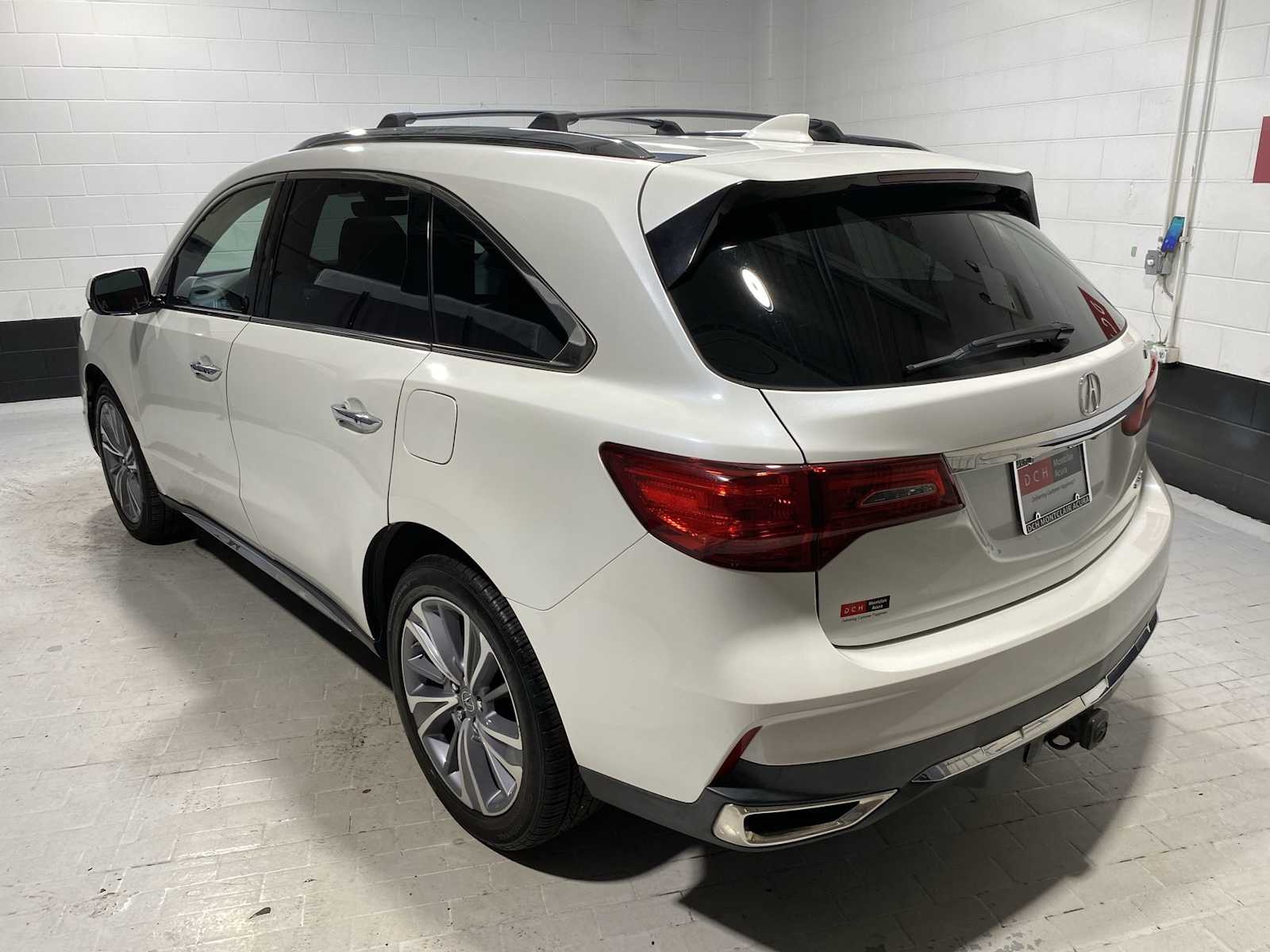 Thumbnail: 2018 Acura MDX - 4
