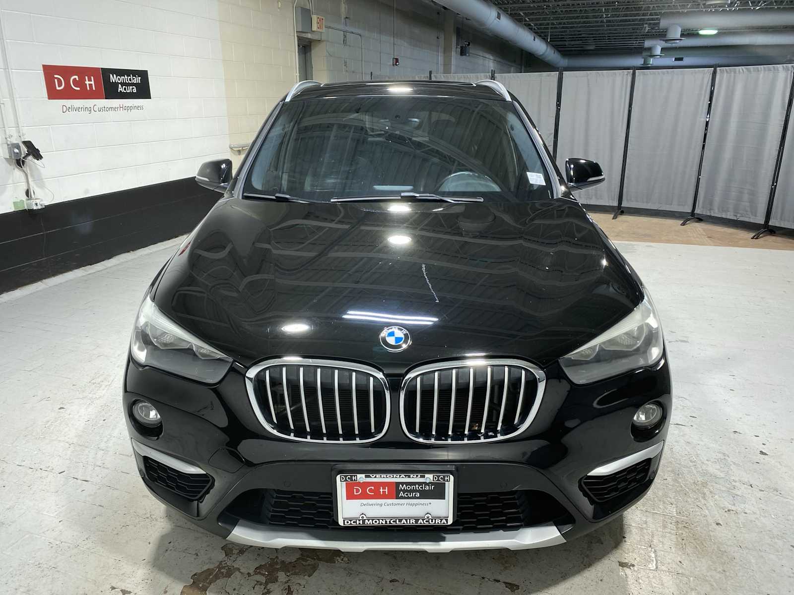 Thumbnail: 2018 BMW X1 - 6