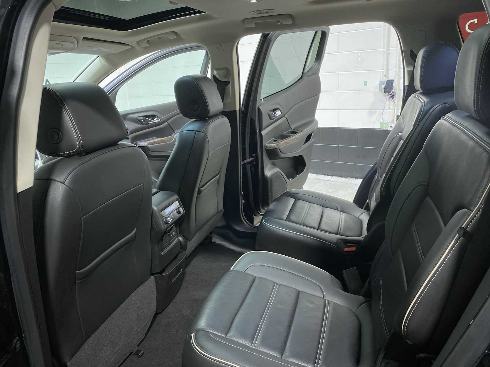 Thumbnail: 2021 GMC Acadia - 12