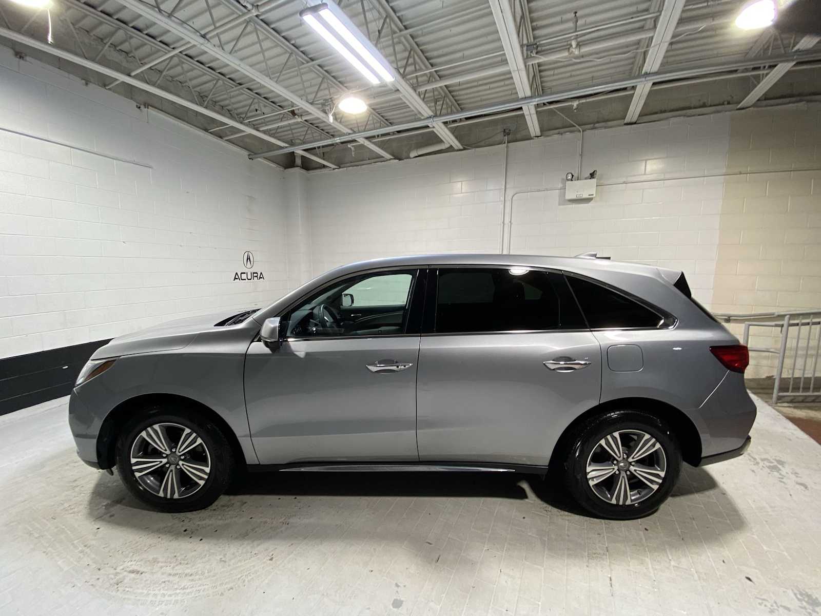Thumbnail: 2019 Acura MDX - 3