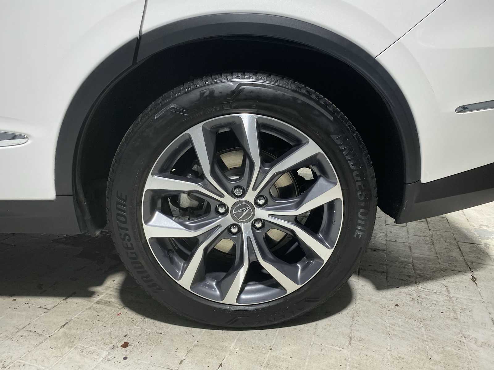 Thumbnail: 2023 Acura MDX - 8