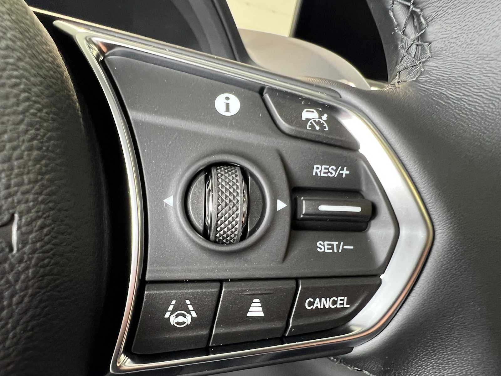 Thumbnail: 2026 Acura RDX - 17