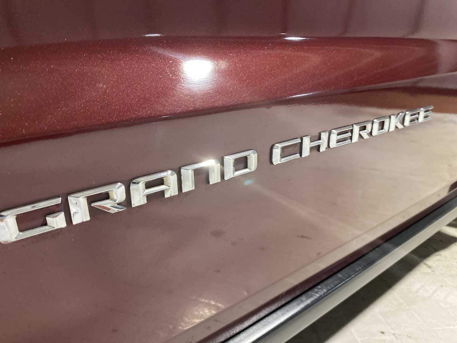 Thumbnail: 2016 Jeep Grand Cherokee - 7