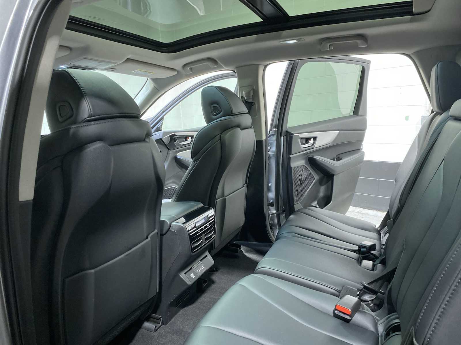 Thumbnail: 2024 Acura MDX - 12