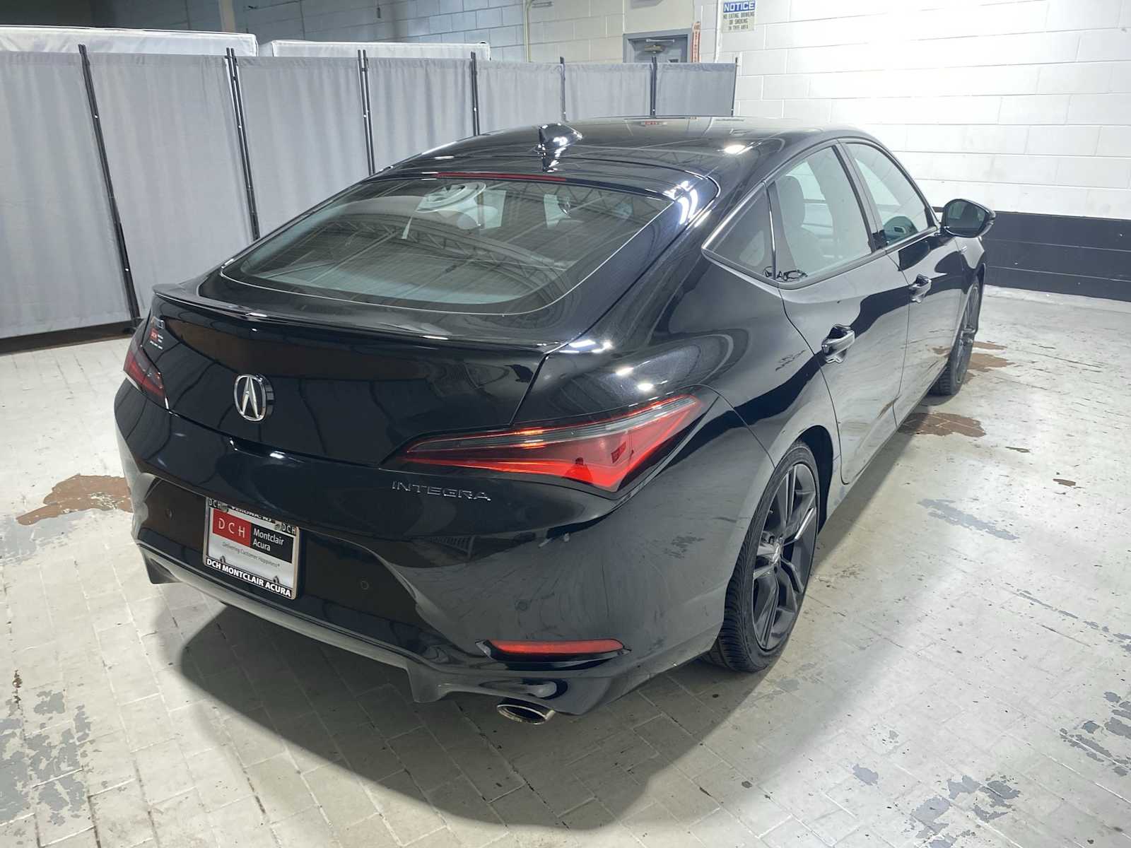 Thumbnail: 2024 Acura Integra - 26