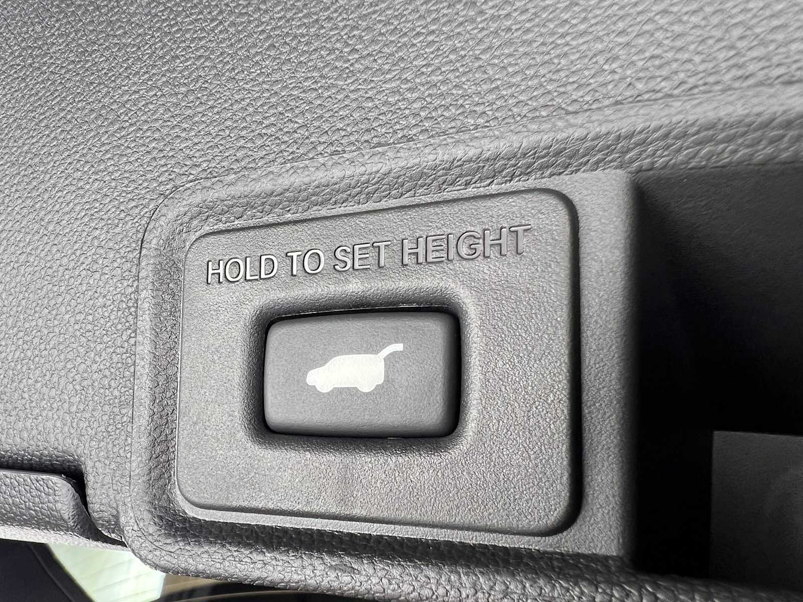 Thumbnail: 2026 Acura RDX - 31