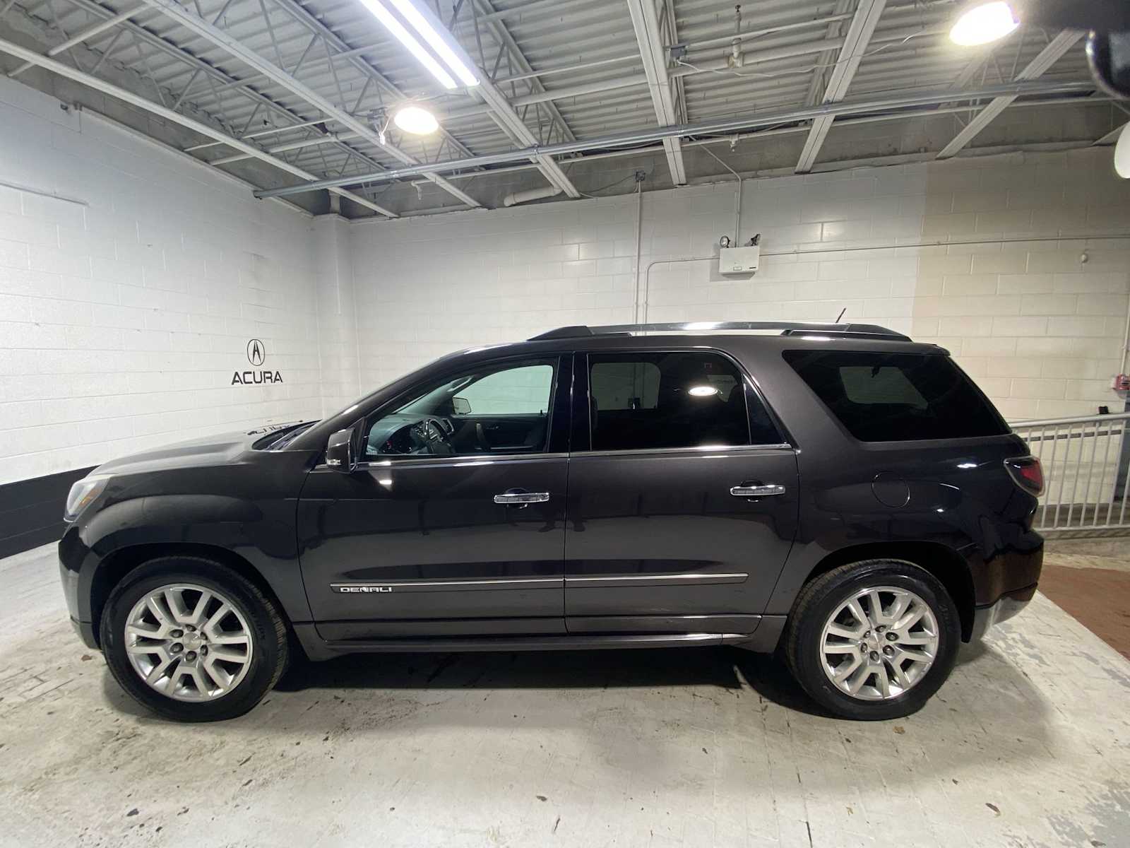 Thumbnail: 2015 GMC Acadia - 3