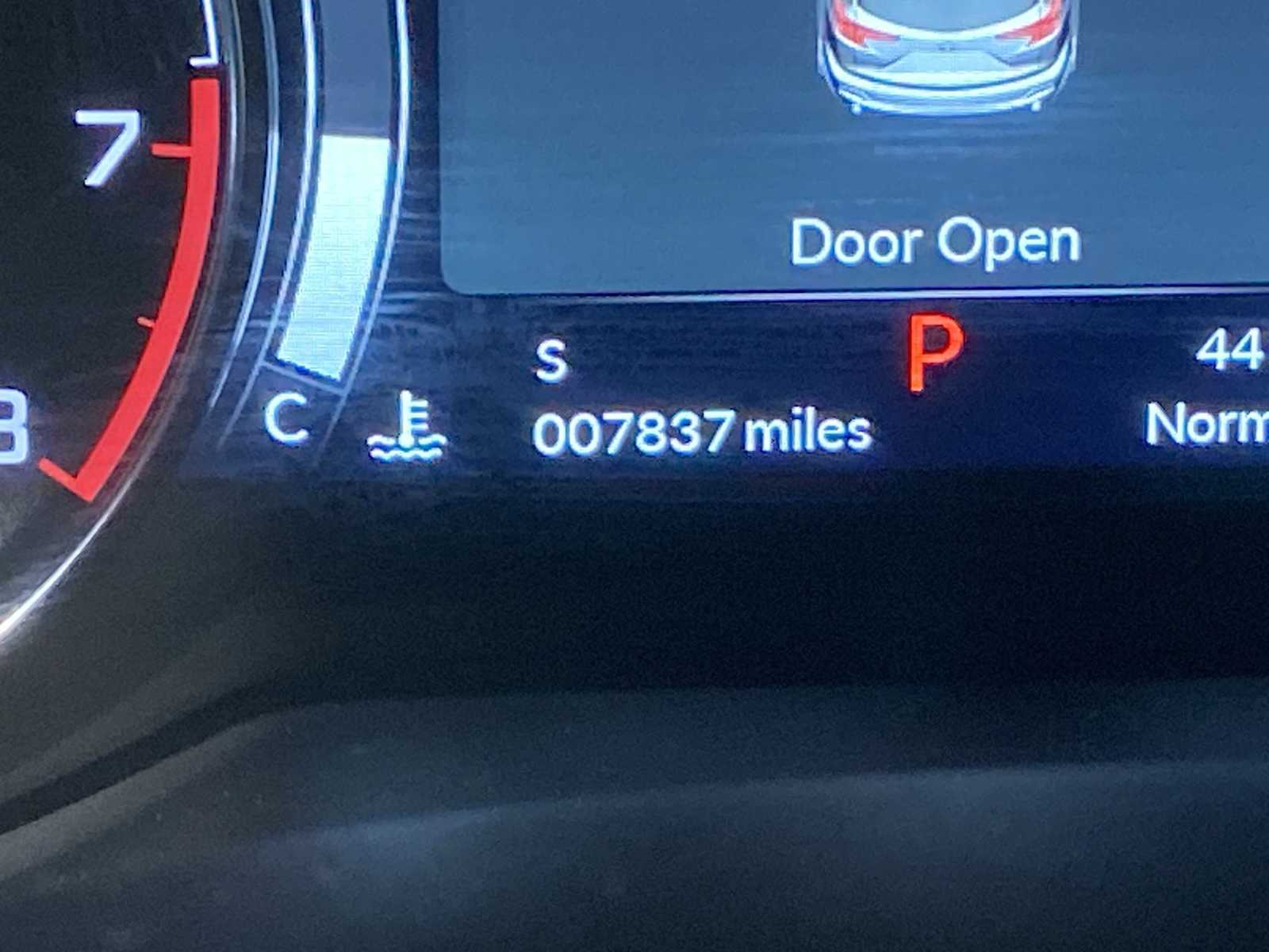 Thumbnail: 2025 Acura RDX - 18