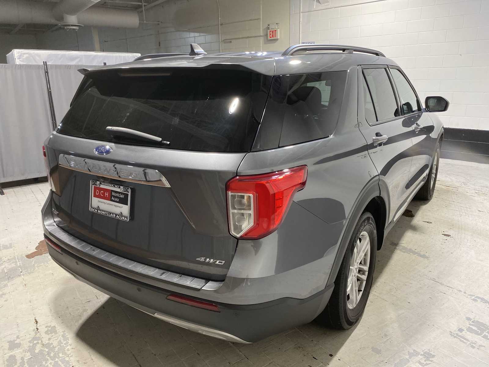 Thumbnail: 2022 Ford Explorer - 26