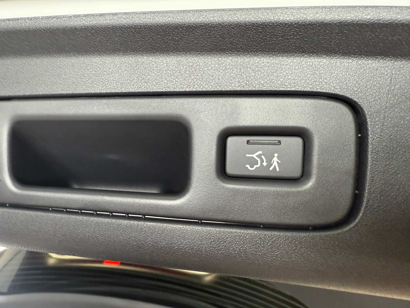 Thumbnail: 2026 Acura ADX - 30