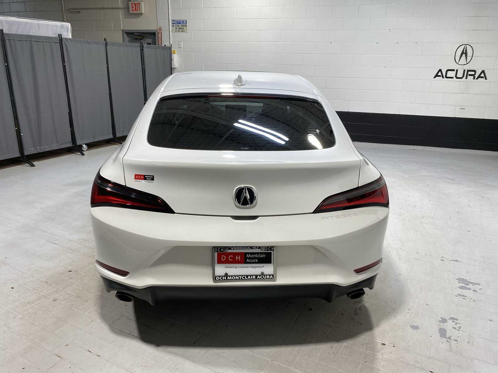 Thumbnail: 2023 Acura Integra - 5