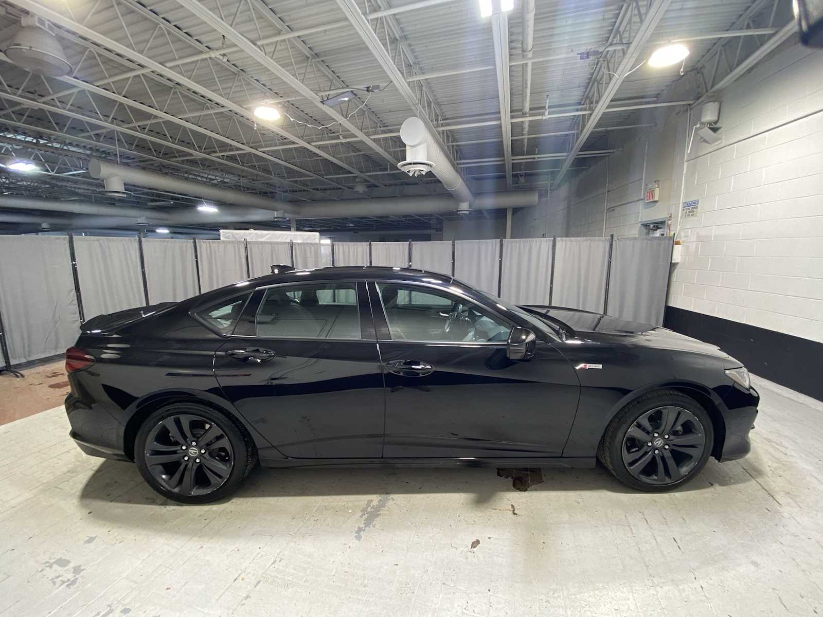 Thumbnail: 2023 Acura TLX - 27