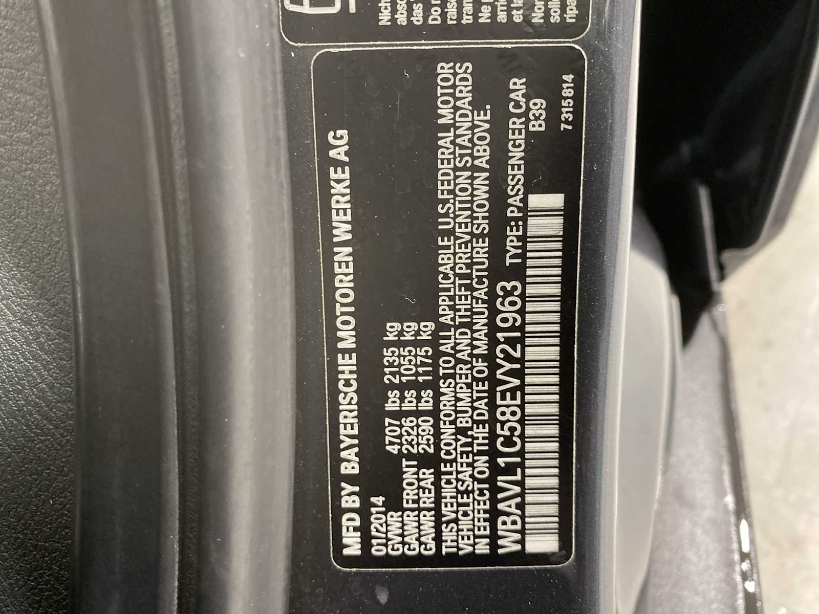 Thumbnail: 2014 BMW X1 - 21