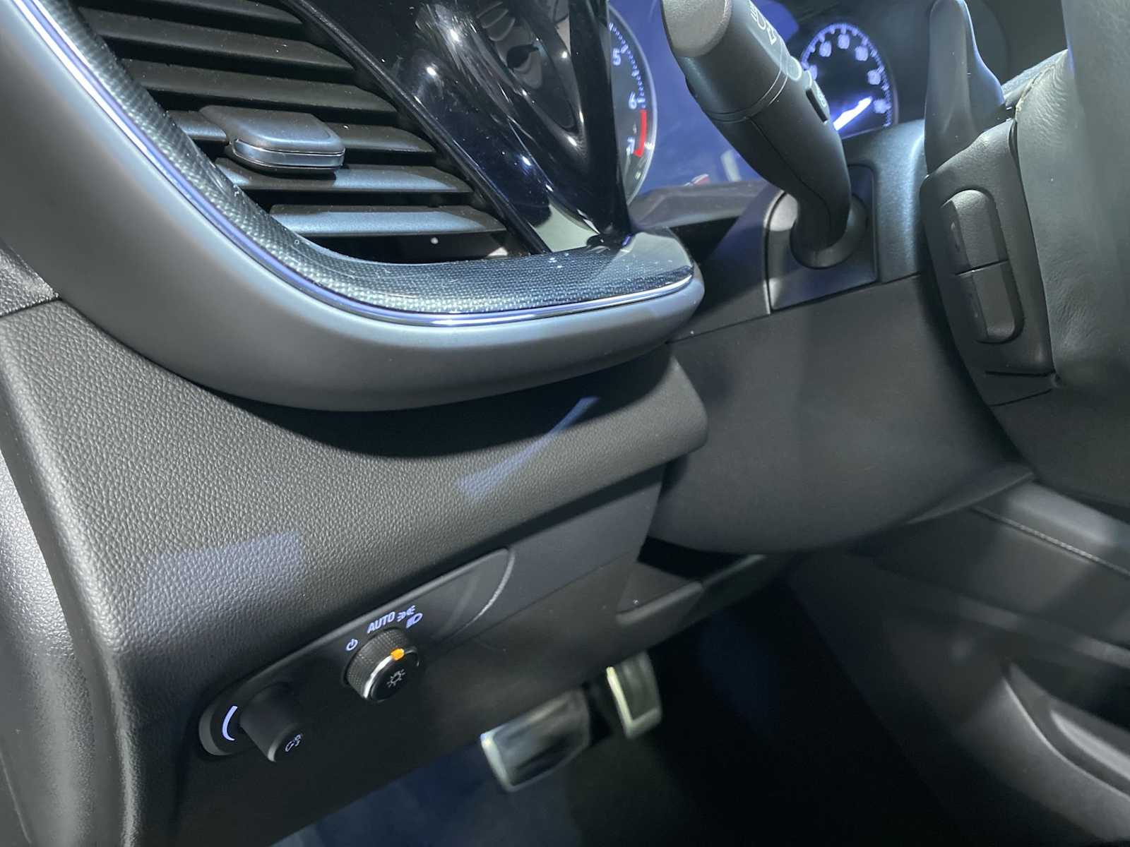 Thumbnail: 2022 Buick Envision - 27