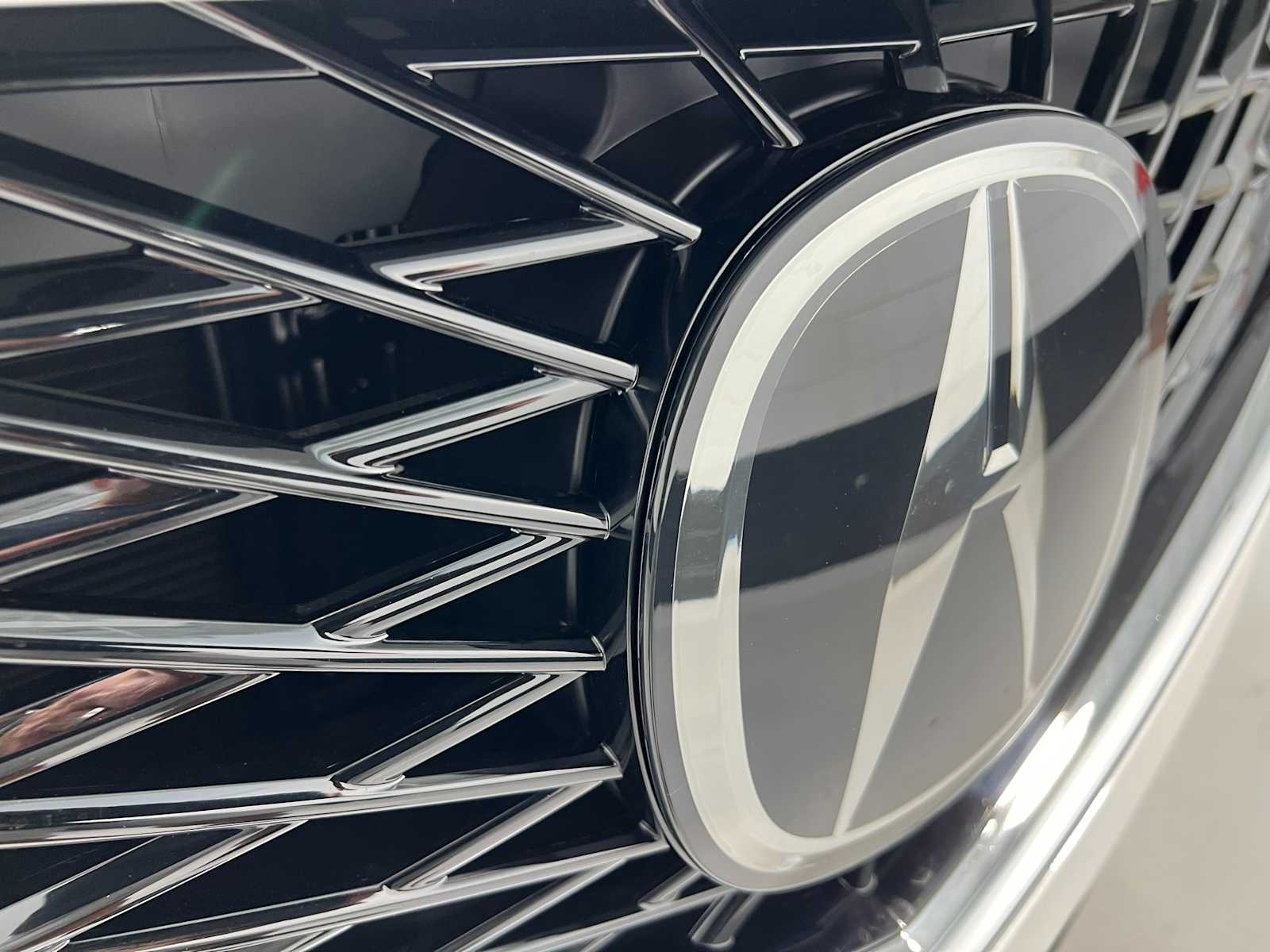 Thumbnail: 2025 Acura MDX - 9