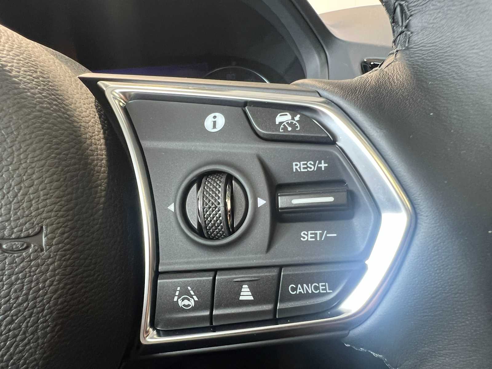 Thumbnail: 2026 Acura RDX - 16