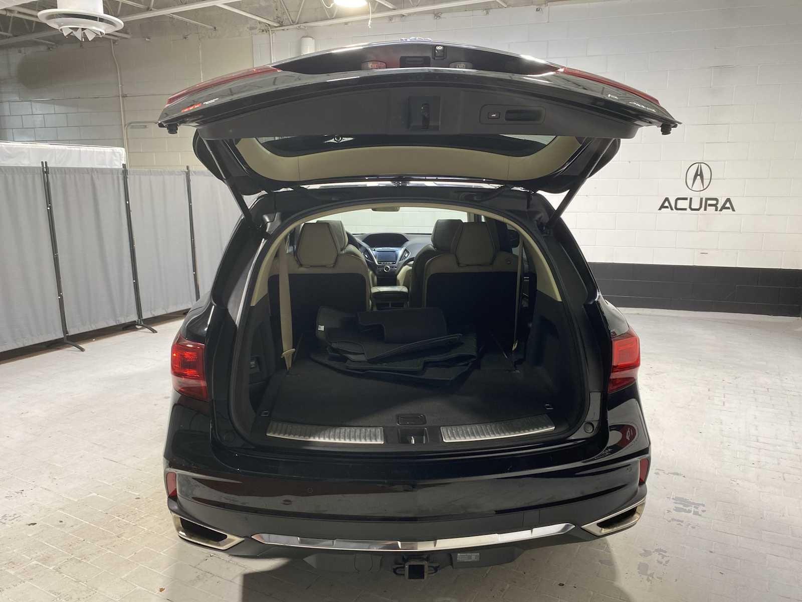 Thumbnail: 2018 Acura MDX - 19
