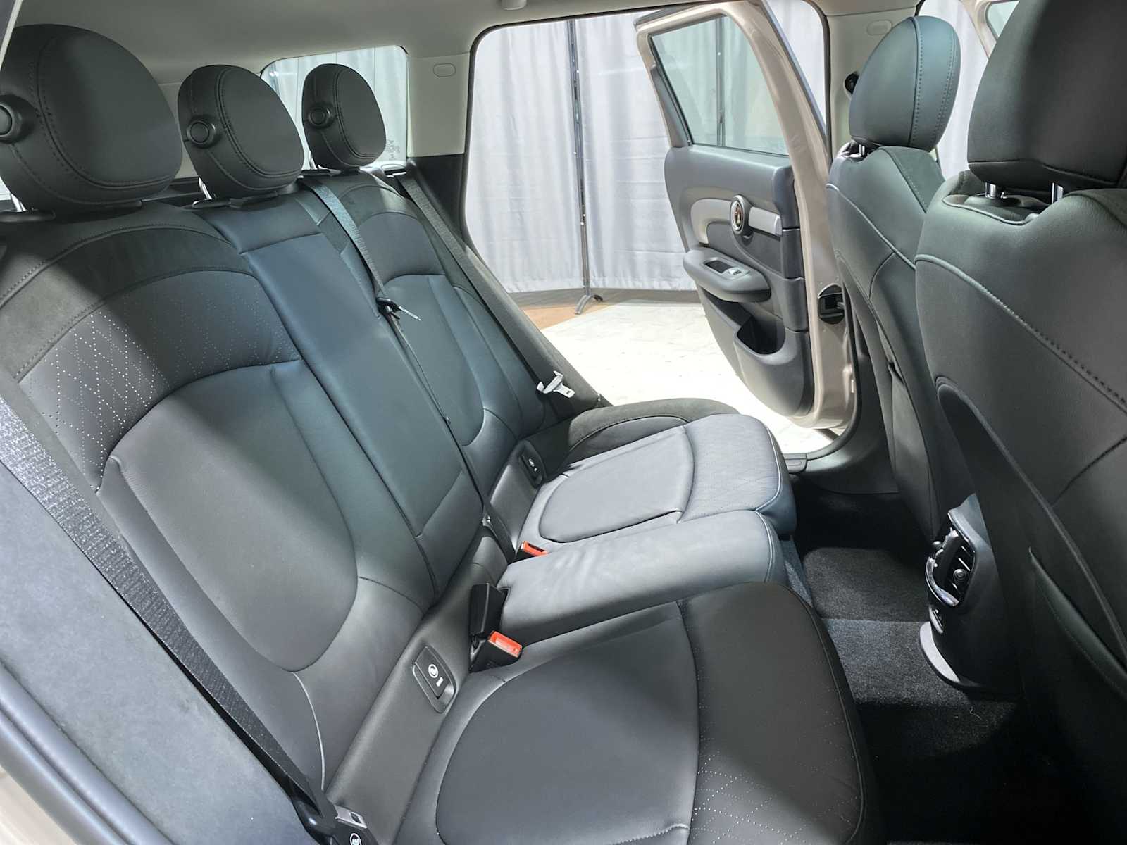 Thumbnail: 2024 MINI Cooper Clubman - 13