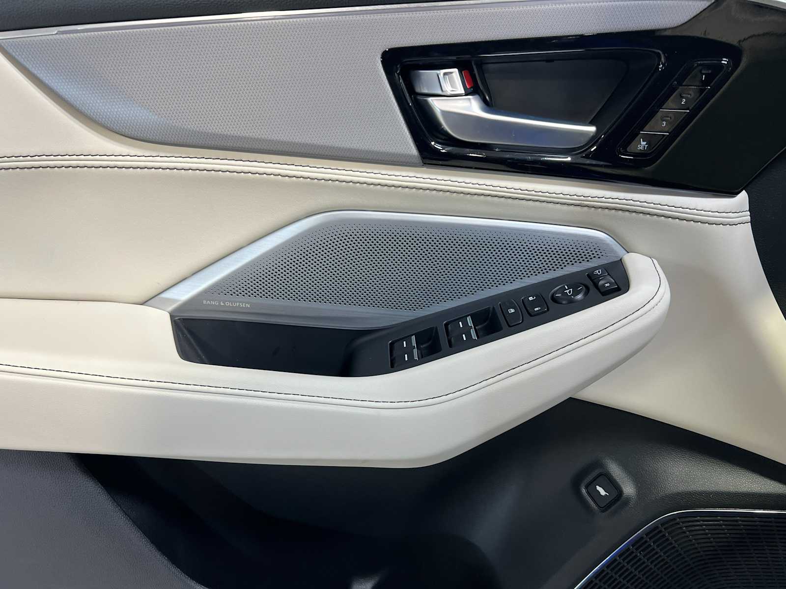 Thumbnail: 2026 Acura MDX - 24