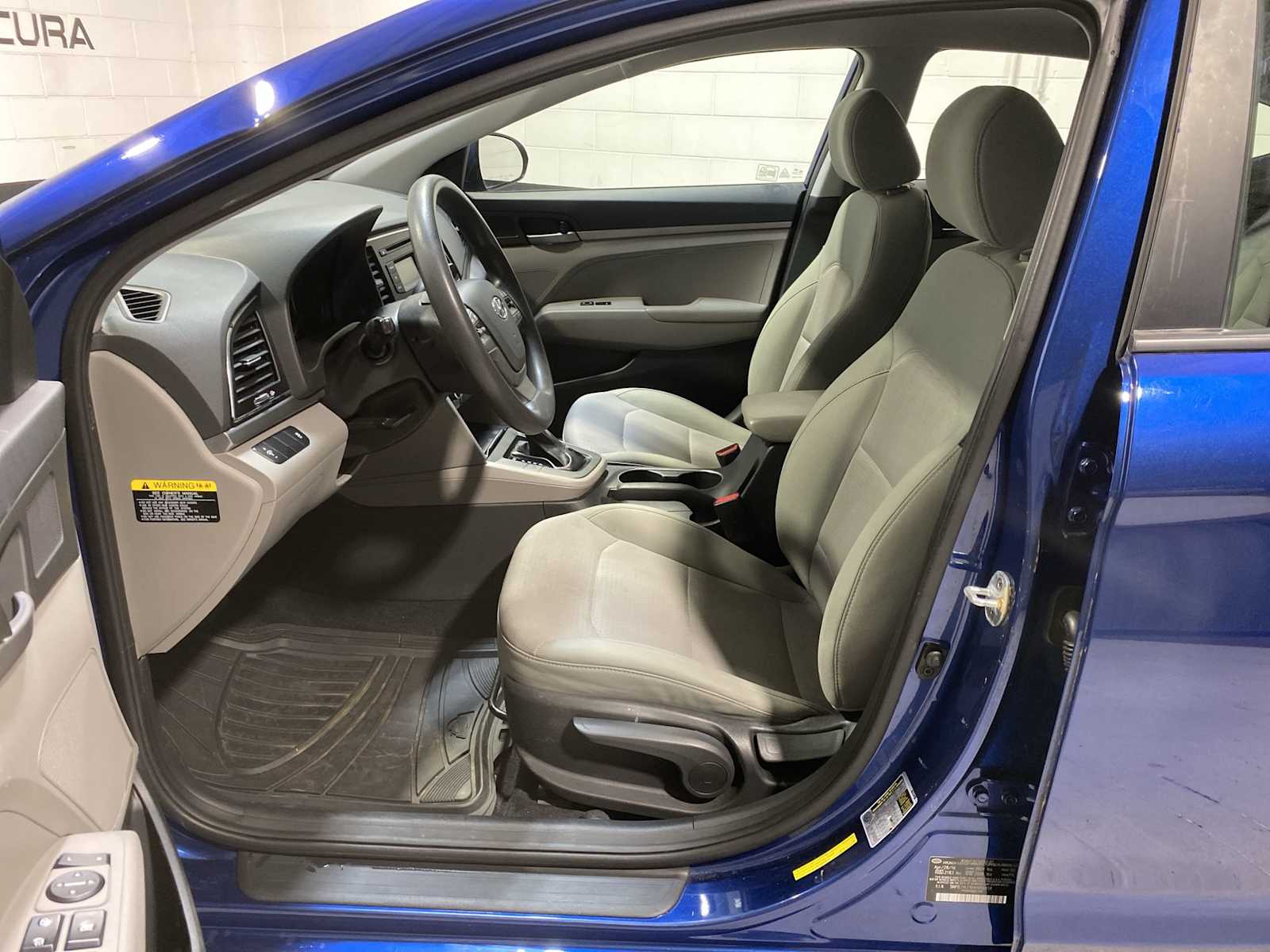 Thumbnail: 2017 Hyundai Elantra - 2