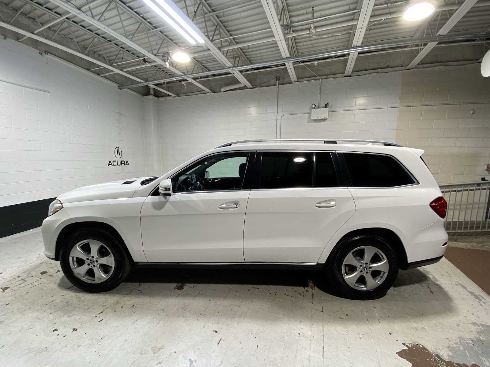 Thumbnail: 2019 Mercedes-Benz GLS - 3