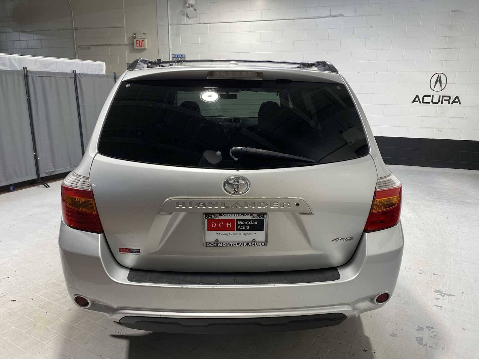 Thumbnail: 2010 Toyota Highlander - 5