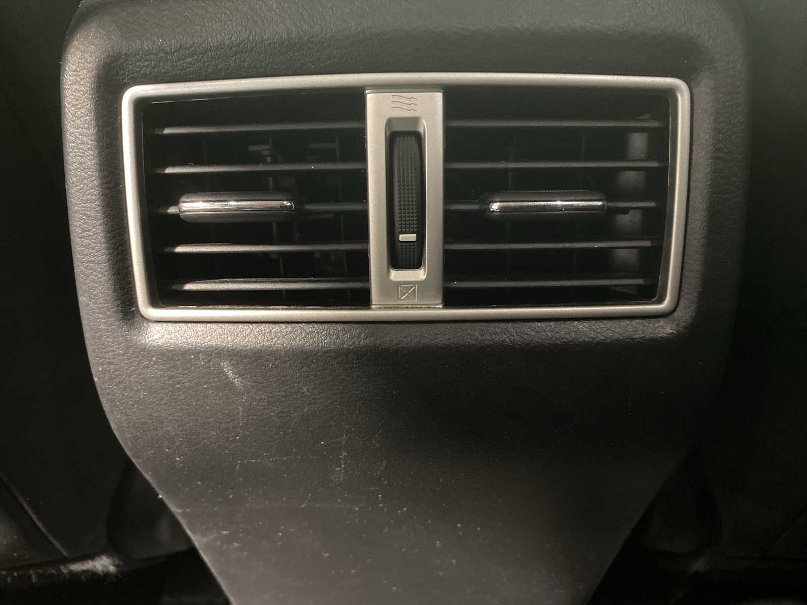 Thumbnail: 2017 Nissan Maxima - 26