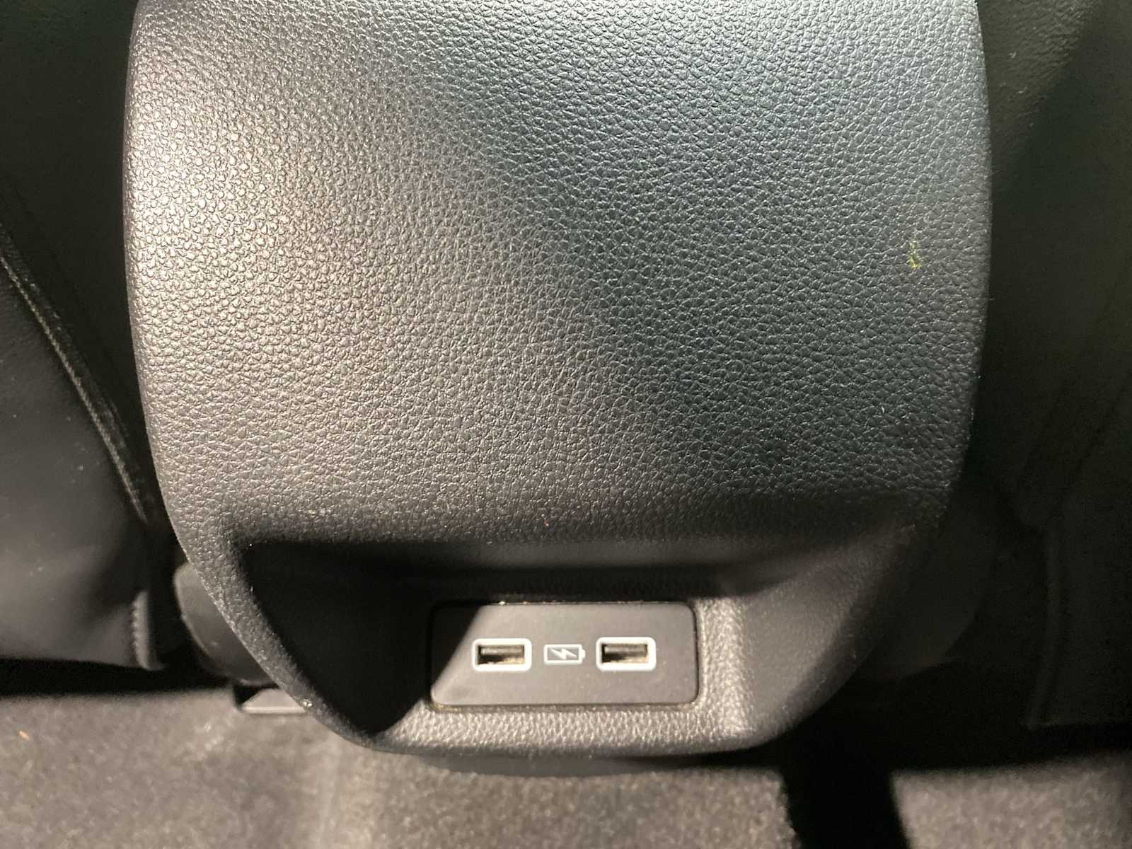 Thumbnail: 2023 Acura Integra - 25