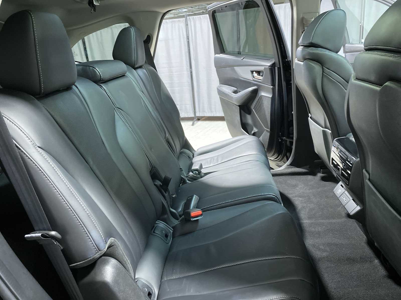 Thumbnail: 2023 Acura MDX - 13