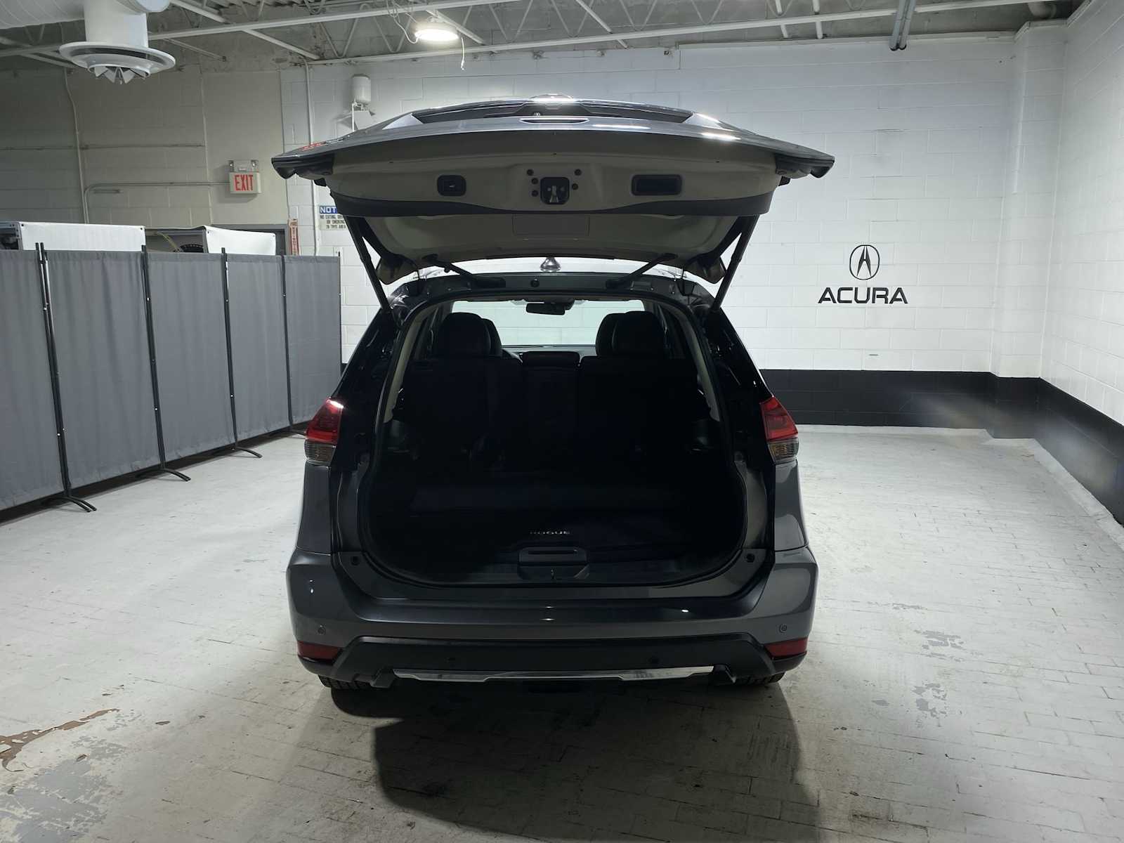 Thumbnail: 2019 Nissan Rogue - 19