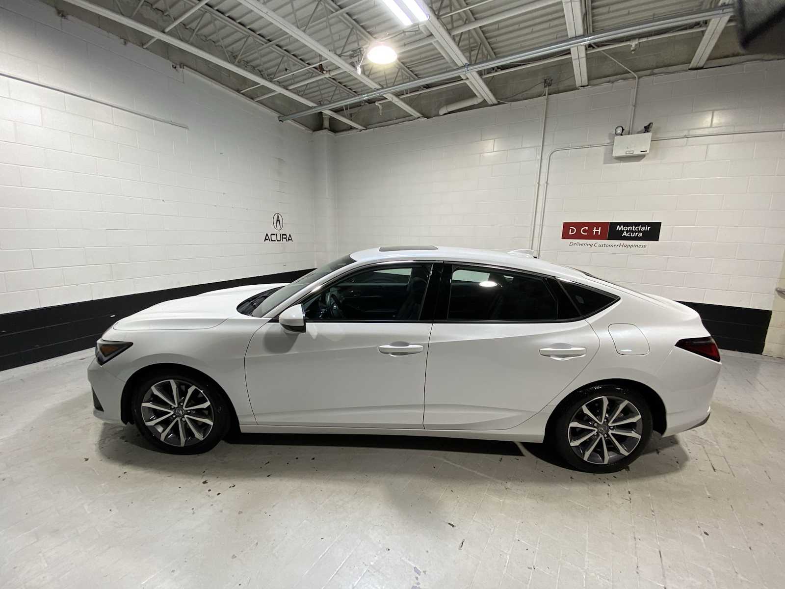 Thumbnail: 2023 Acura Integra - 3