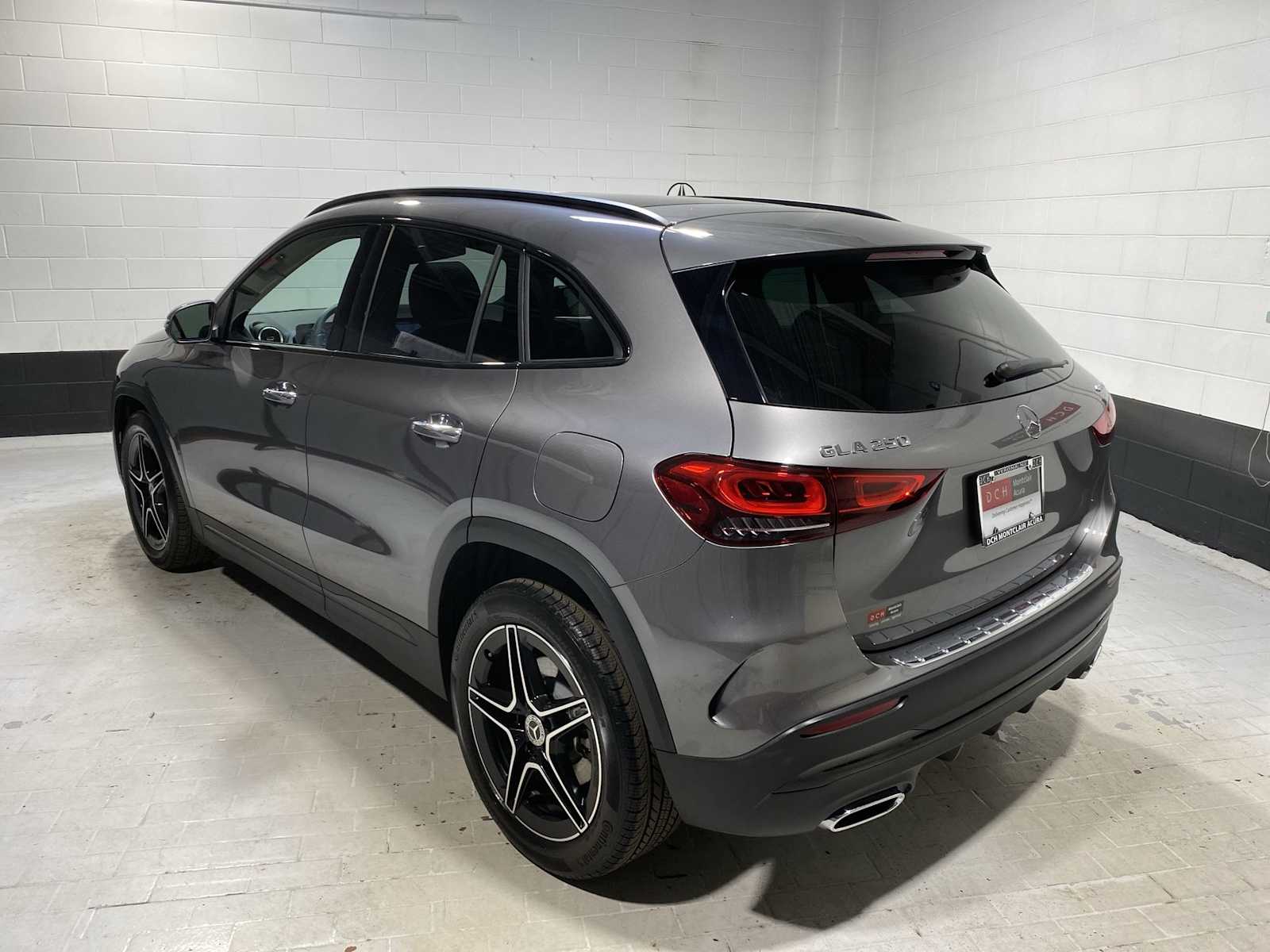 Thumbnail: 2022 Mercedes-Benz GLA - 4