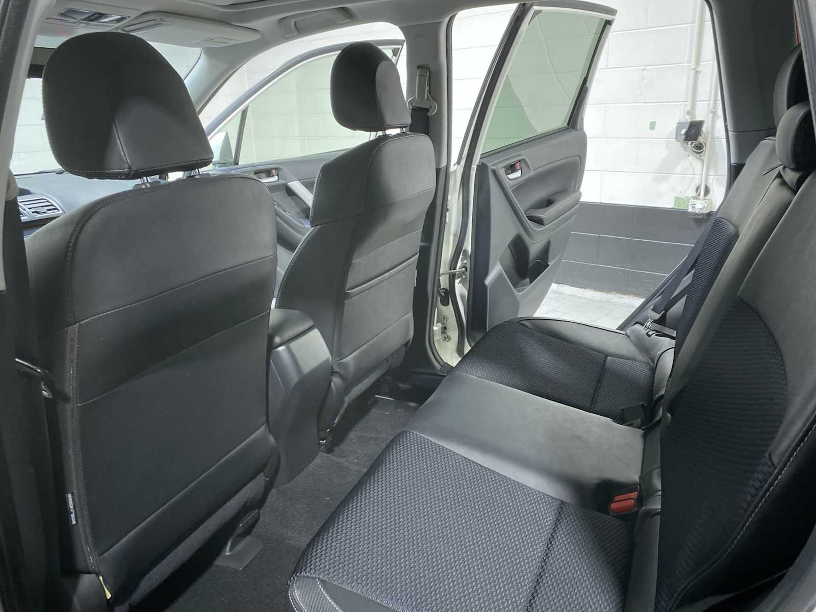 Thumbnail: 2017 Subaru Forester - 12