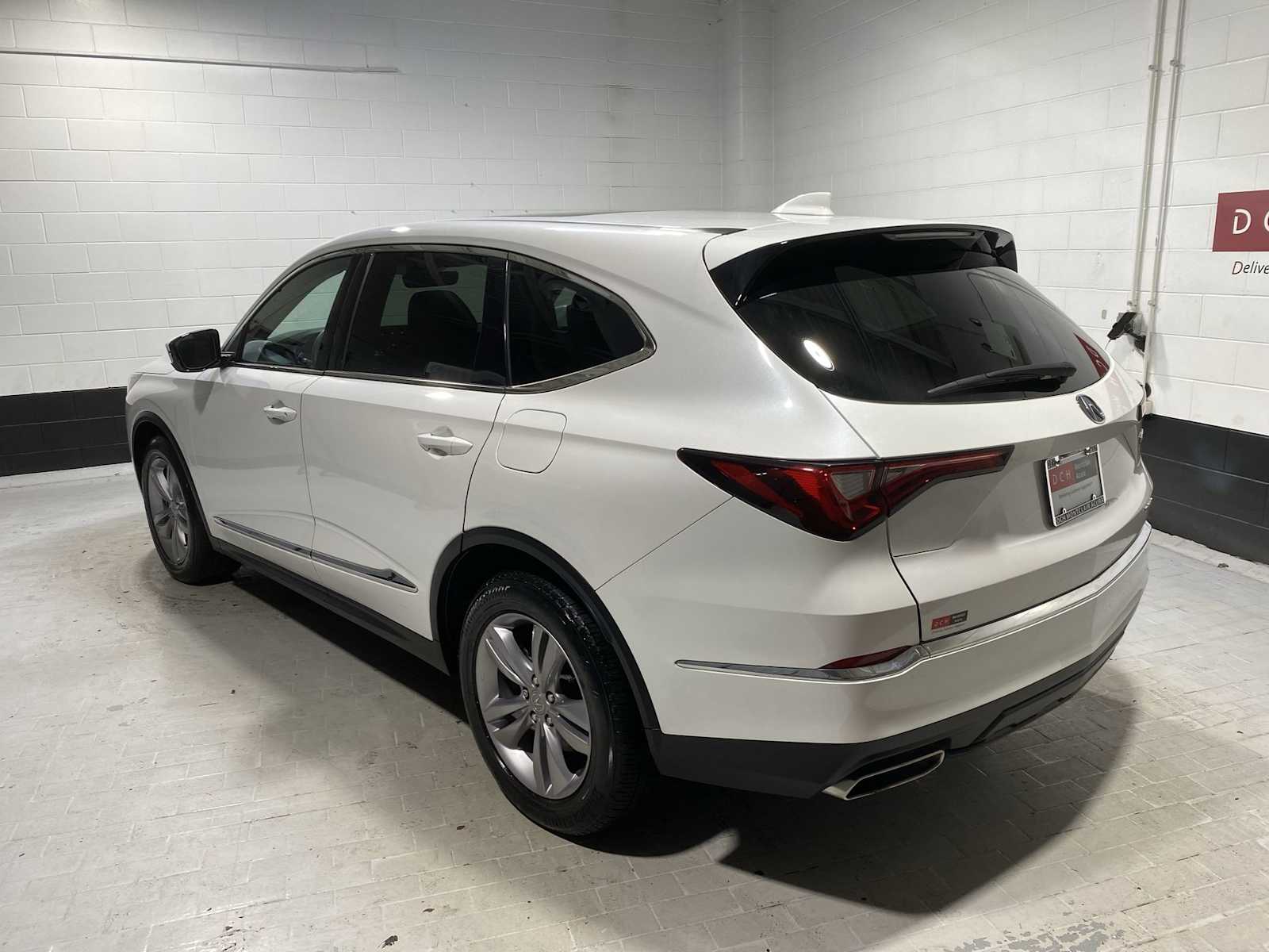 Thumbnail: 2023 Acura MDX - 4