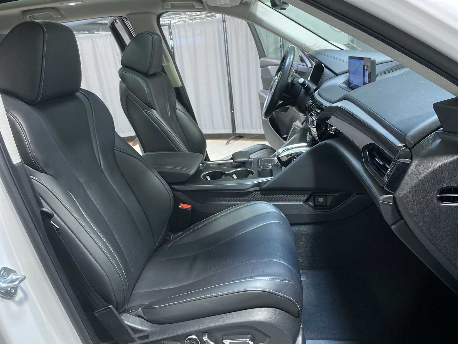 Thumbnail: 2024 Acura MDX - 13