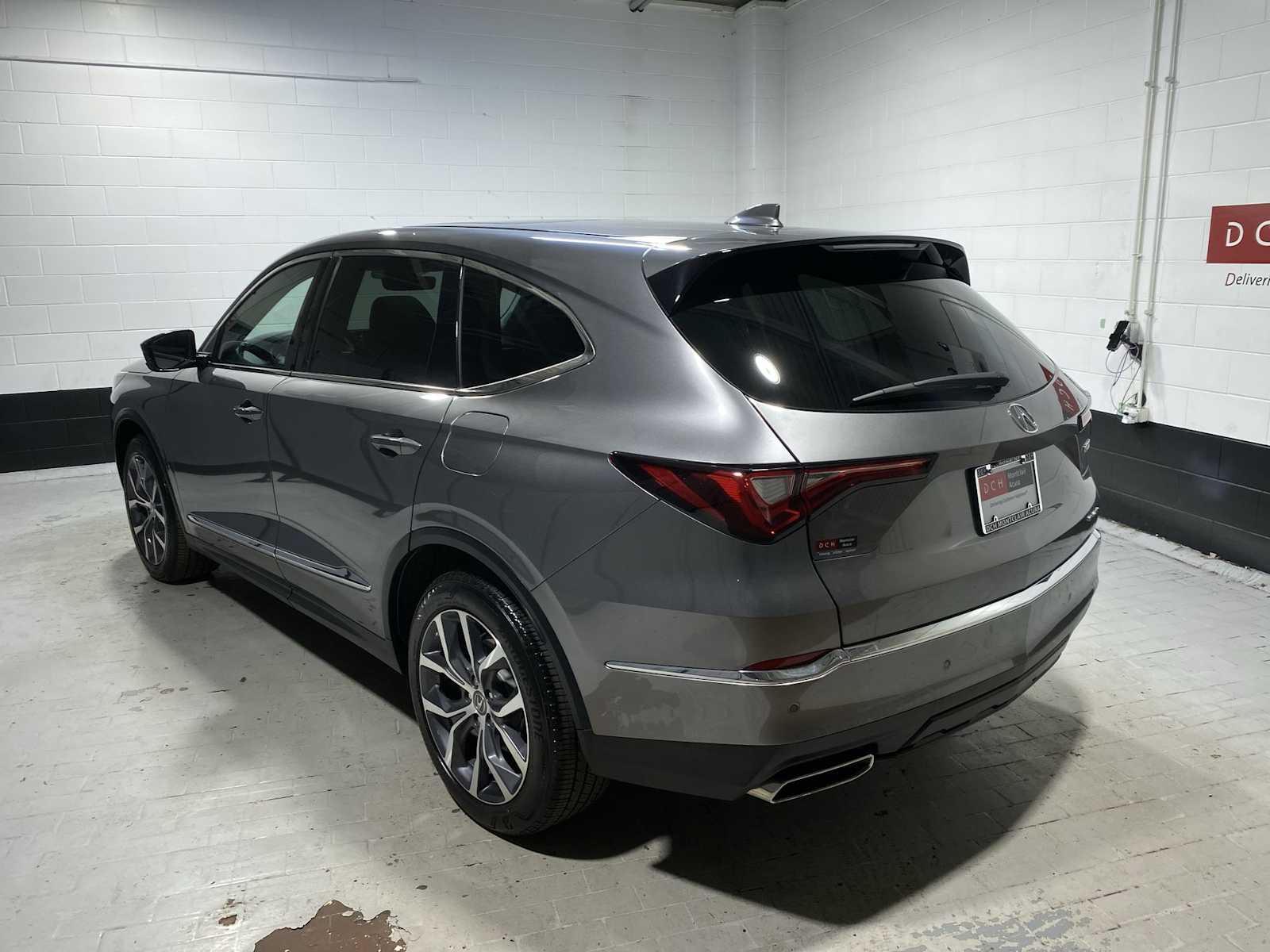 Thumbnail: 2023 Acura MDX - 4
