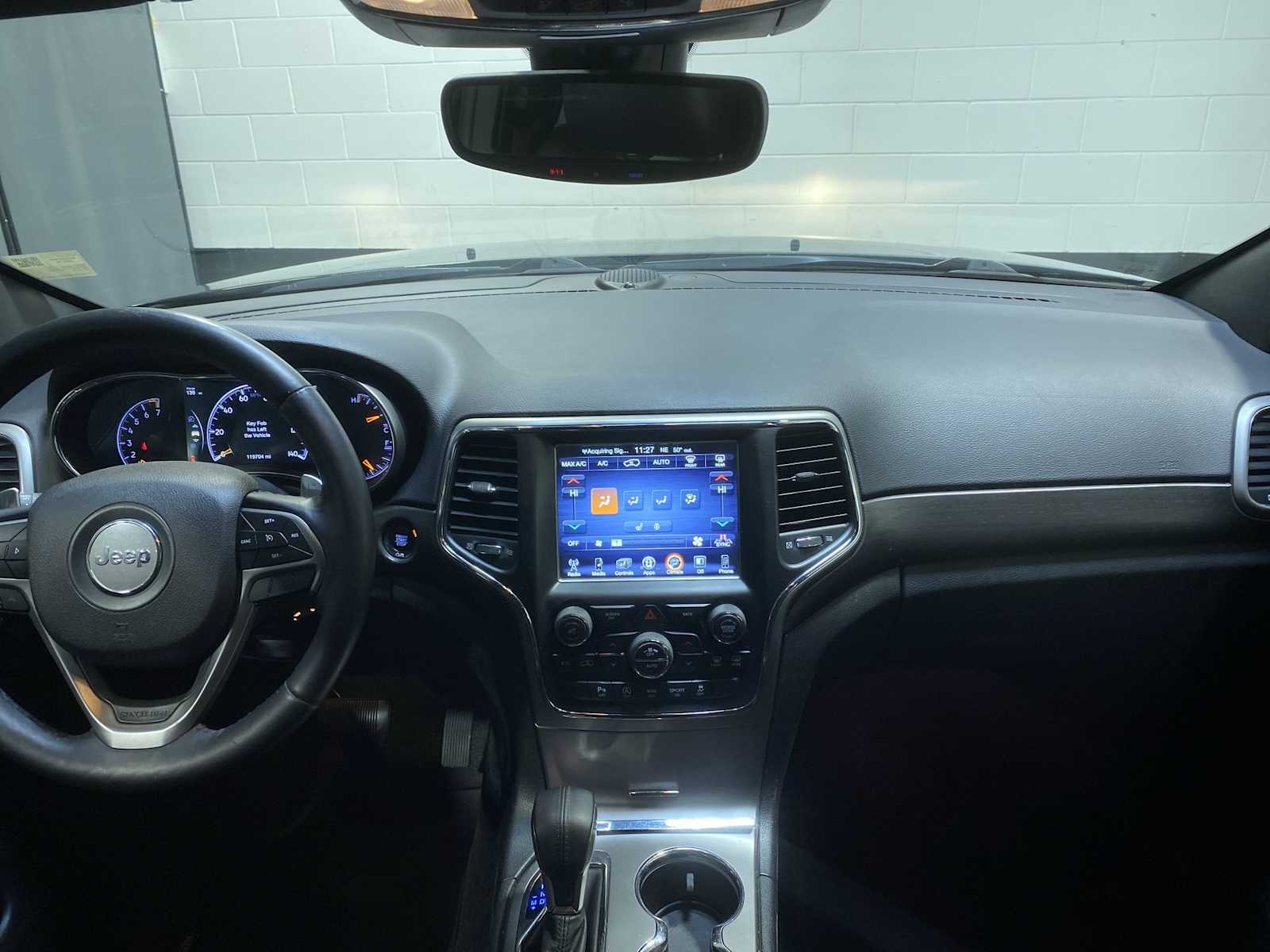 Thumbnail: 2017 Jeep Grand Cherokee - 10