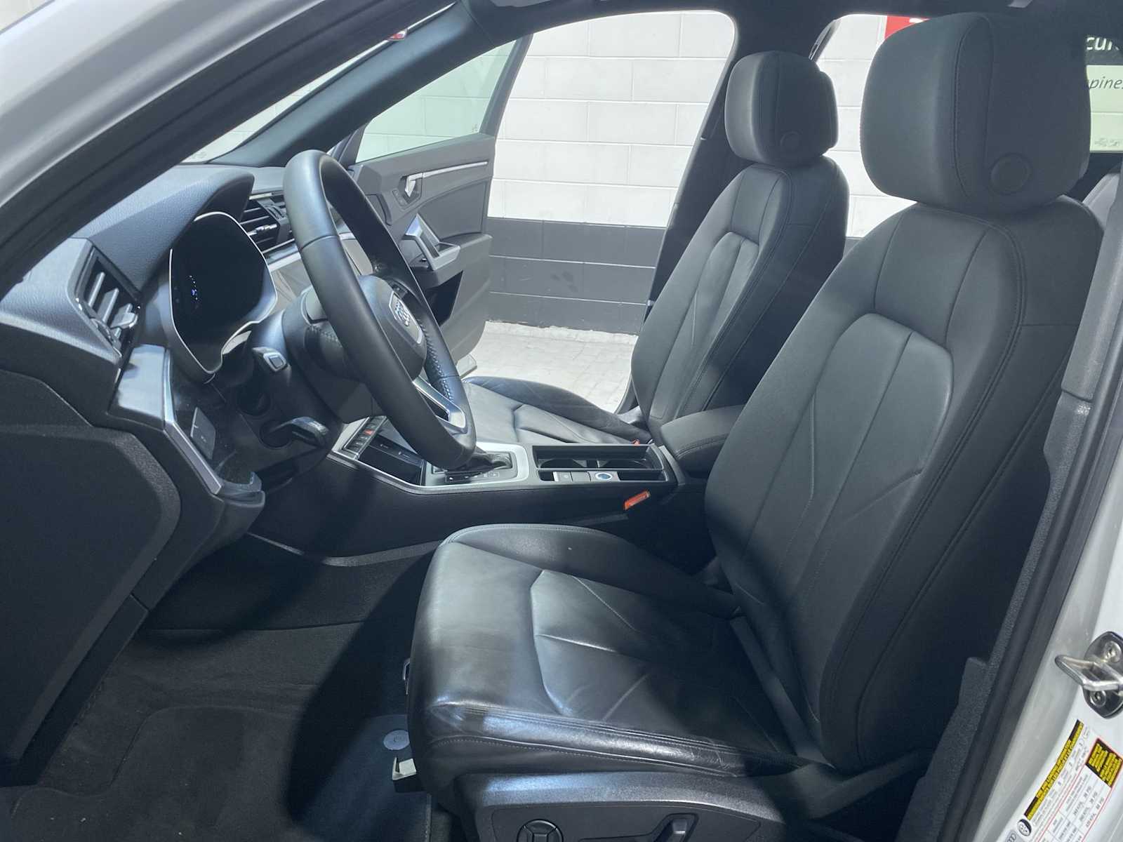 Thumbnail: 2019 Audi Q3 - 11
