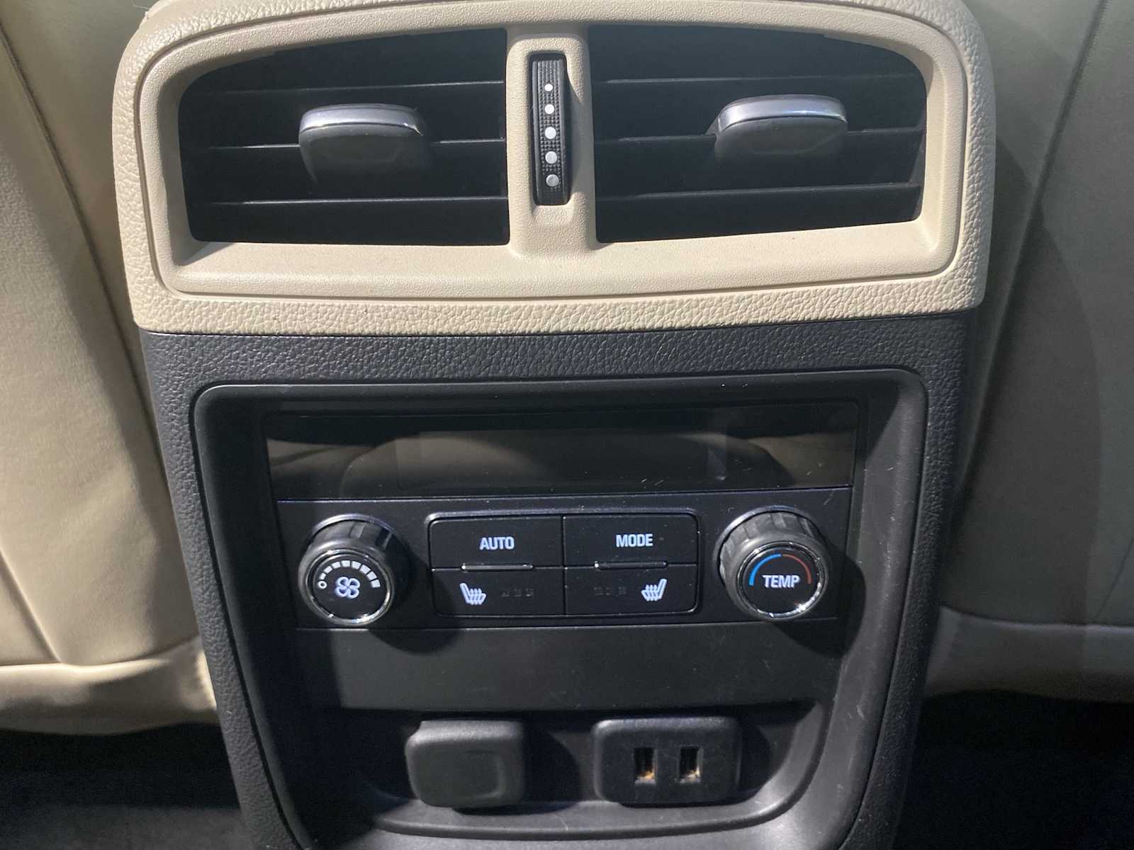 Thumbnail: 2016 Buick Envision - 25