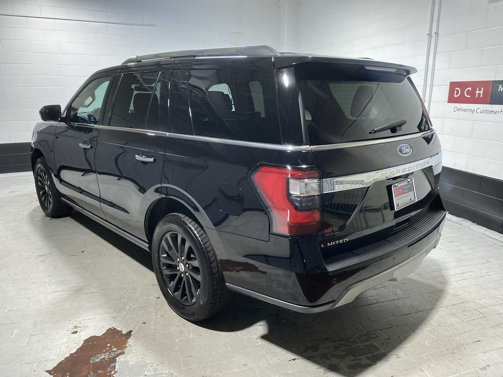 Thumbnail: 2019 Ford Expedition - 3