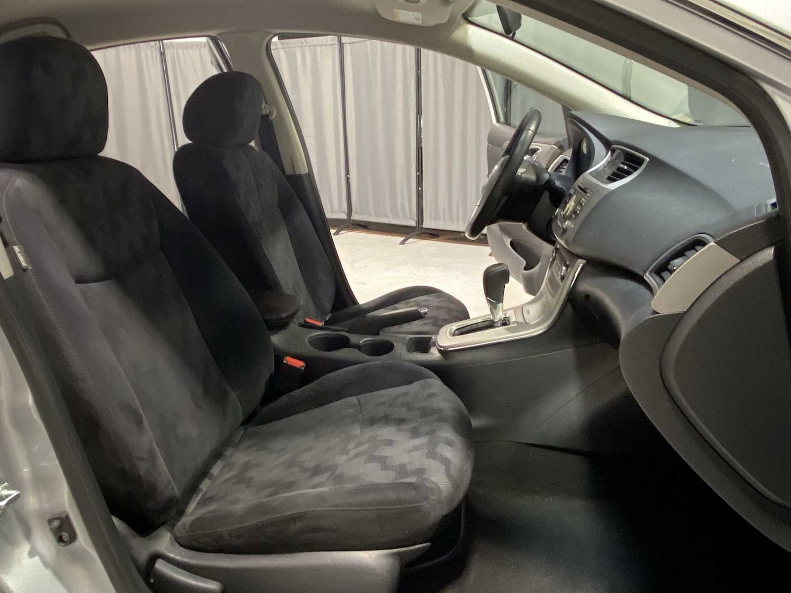 Thumbnail: 2013 Nissan Sentra - 14