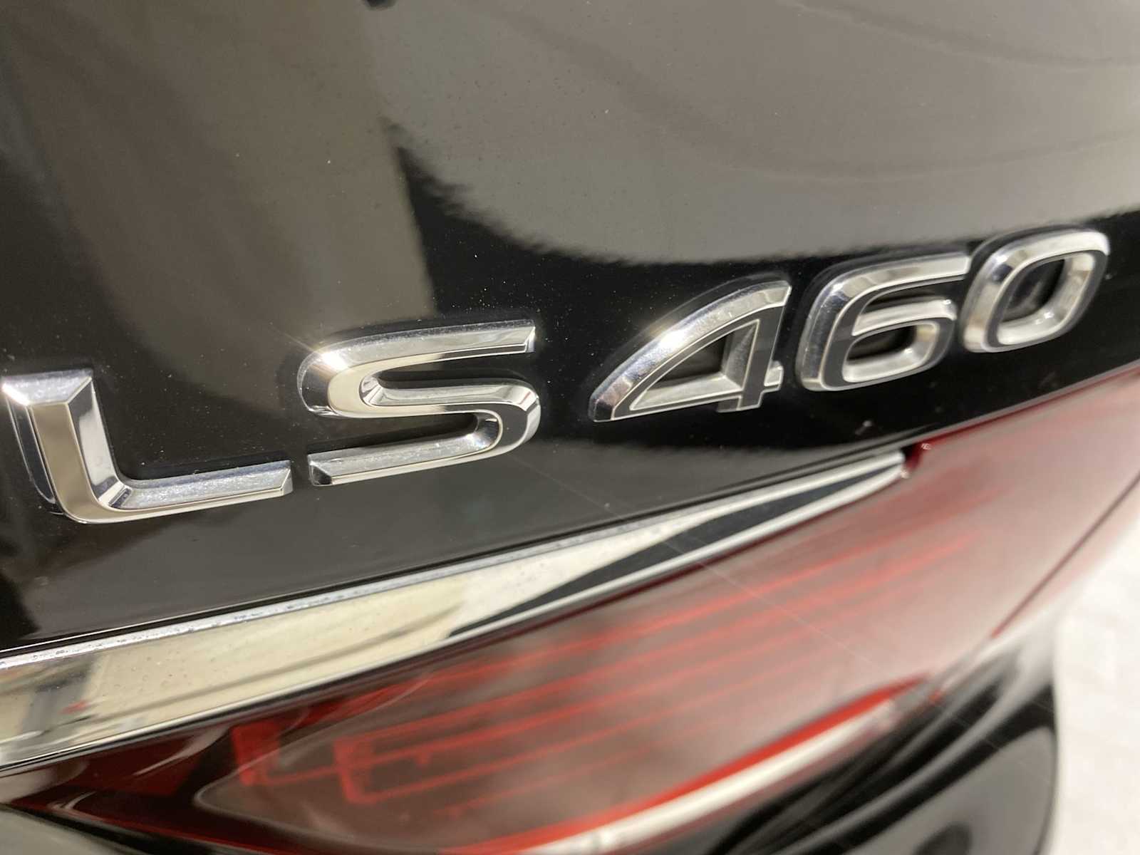 Thumbnail: 2017 Lexus LS - 7