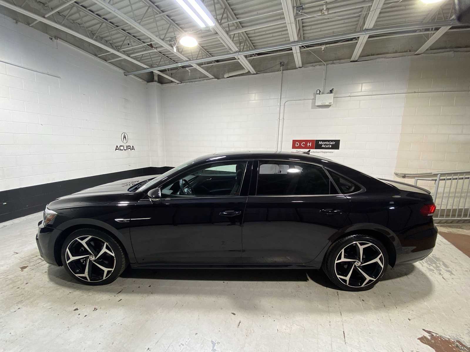 Thumbnail: 2020 Volkswagen Passat - 3