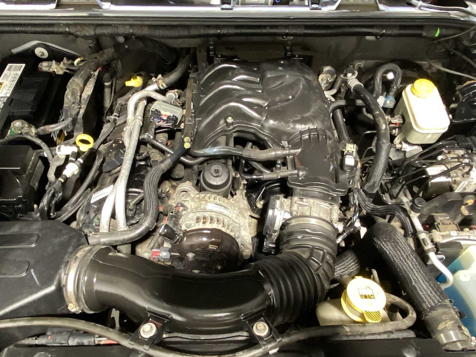 Thumbnail: 2013 Jeep Wrangler - 9