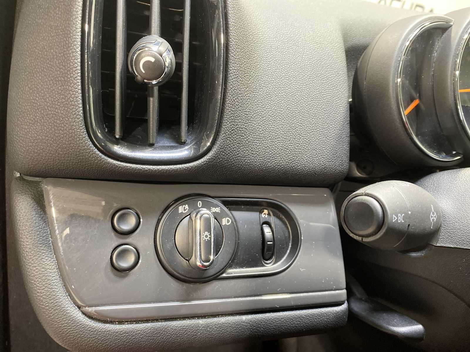 Thumbnail: 2018 MINI Cooper Countryman - 24