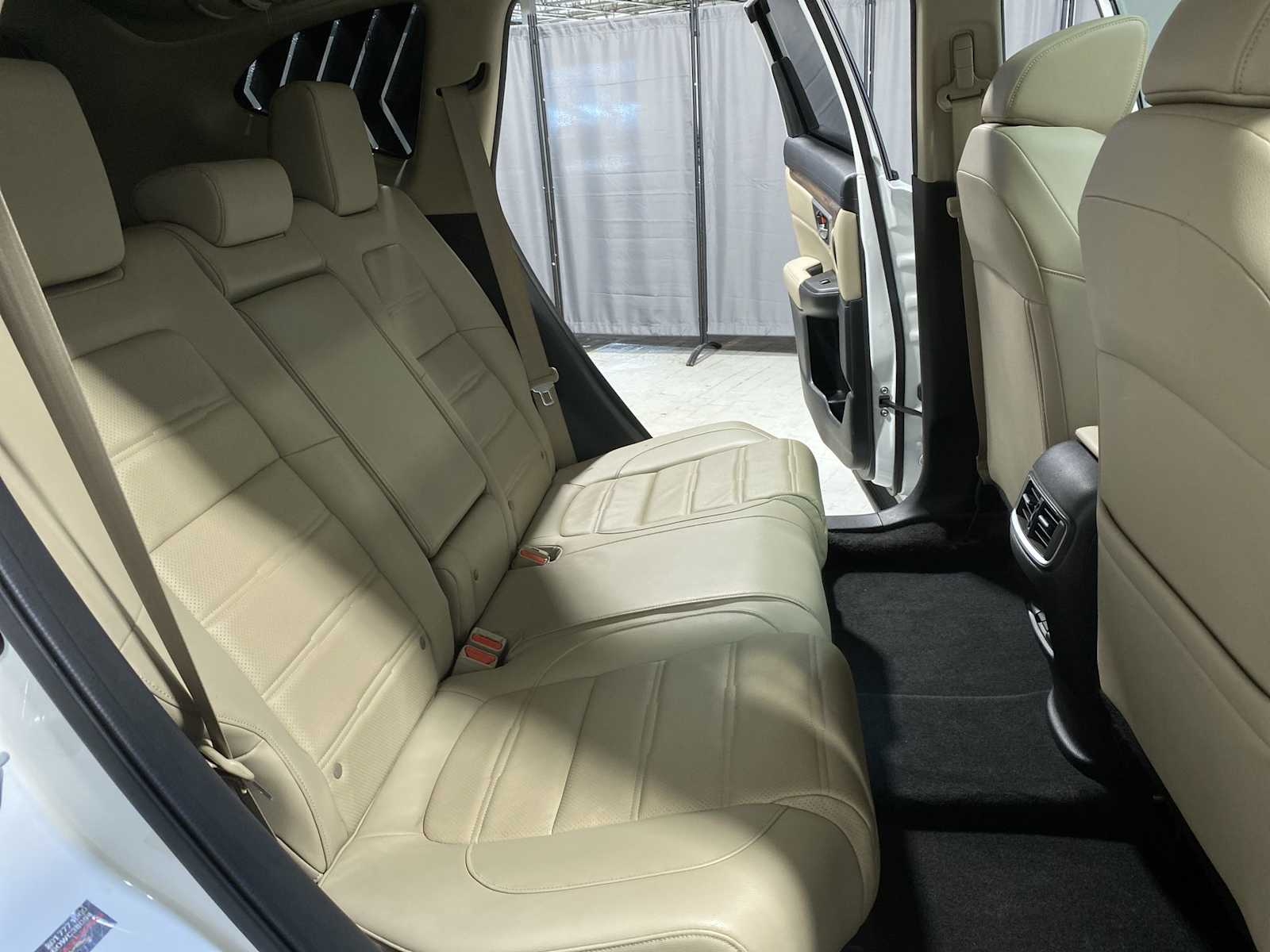 Thumbnail: 2019 Honda CR-V - 13