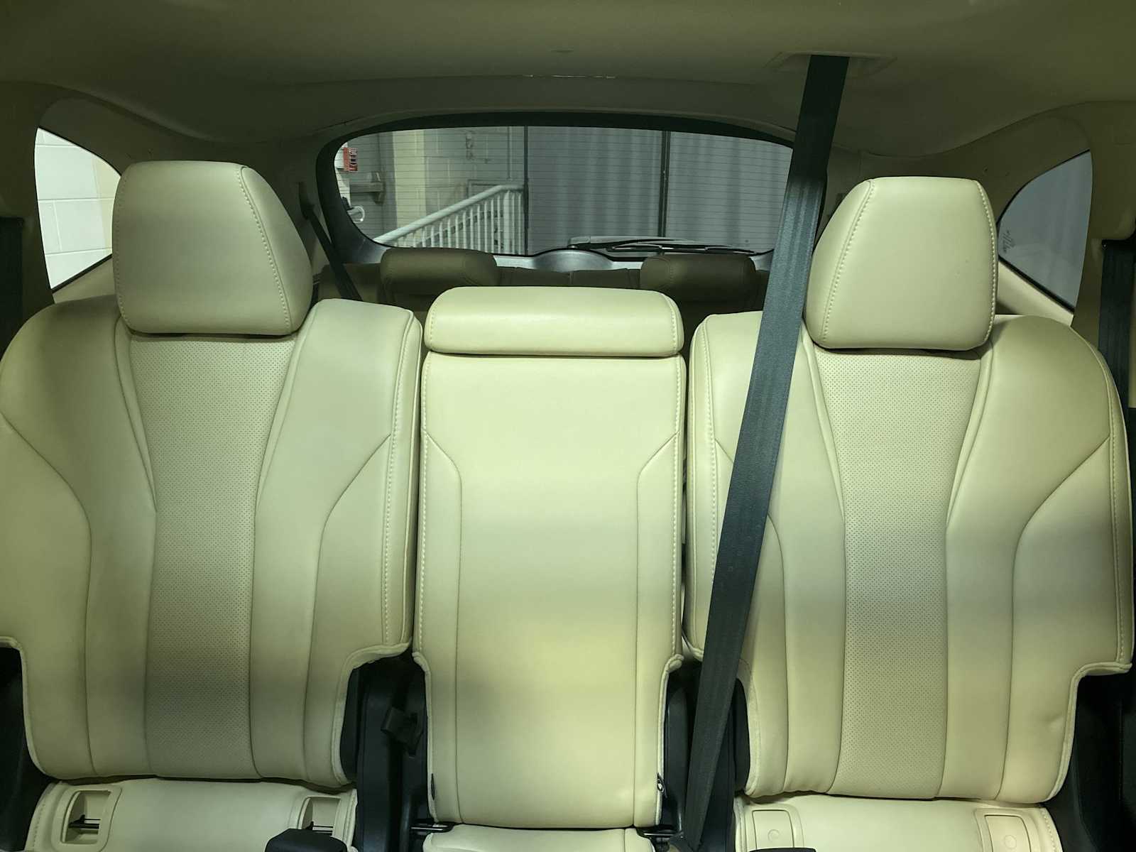 Thumbnail: 2023 Acura MDX - 22